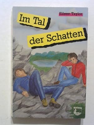 Seller image for Im Tal der Schatten. for sale by ANTIQUARIAT FRDEBUCH Inh.Michael Simon