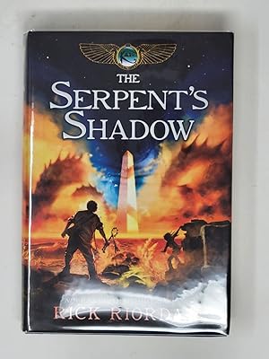 Immagine del venditore per The Serpent's Shadow (The Kane Chronicles, Book 3) venduto da Cross Genre Books