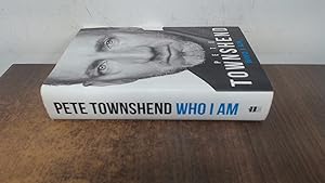 Immagine del venditore per Pete Townshend: Who I Am venduto da BoundlessBookstore