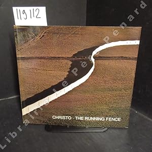 Imagen del vendedor de Christo. The Running Fence a la venta por Librairie-Bouquinerie Le Pre Pnard