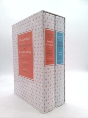 Bild des Verkufers fr Mastering the Art of French Cooking (2 Volume Box Set): A Cookbook zum Verkauf von ThriftBooksVintage