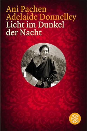 Imagen del vendedor de Licht im Dunkel der Nacht: Eine tibetische Nonne kmpft fr die Freiheit (Fischer Sachbcher) a la venta por Versandantiquariat Felix Mcke