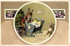 Präge Ansichtskarte / Postkarte Glückwunsch Ostern, Vermenschlichte Hasen, Küken in Babybett