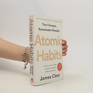 Bild des Verkufers fr Atomic Habits zum Verkauf von Bookbot