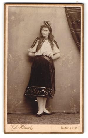 Image du vendeur pour Fotografie El. Hirsch, Lauscha i. Th., junge Frau zum Fasching als Vagabundin / Zigeunerin mis en vente par Bartko-Reher