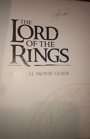 Imagen del vendedor de The Lord of the Rings- Official Movie Guide, 2001, 1st. Edn. soft covers. SIGNED BY ELIJAH WOOD a la venta por Ely Books