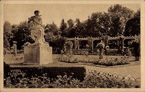 Ansichtskarte / Postkarte Vittel Lothringen Vosges, La Roseraie, Statue