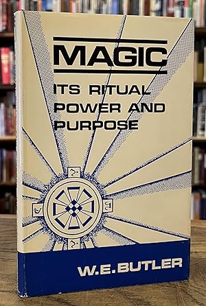Bild des Verkufers fr Magic _ Its Ritual, Power and Purpose zum Verkauf von San Francisco Book Company