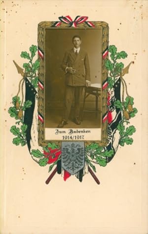 Ansichtskarte / Postkarte Rauchender Mann, Portrait in Anzug, Wappen, Fahne, Kaiserreich