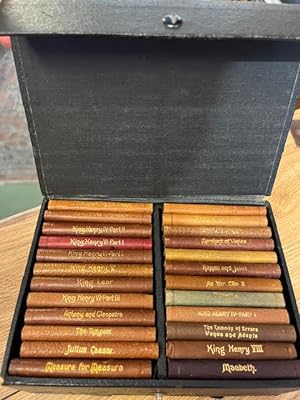 Shakespeare's Works: 24 volumes in leather box.