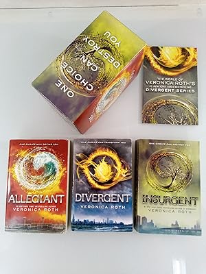 Konvolut 3 Bücher in Pappschuber: Divergent Series: Divergent - Insurgent - Allegiant (3 Bände im...