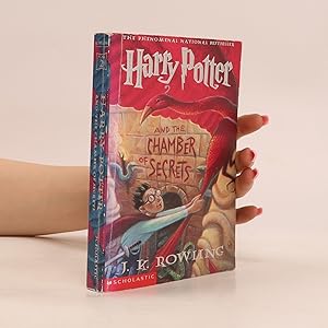 Bild des Verkufers fr Harry Potter and the chamber of secrets zum Verkauf von Bookbot