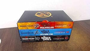 Imagen del vendedor de Hunger Games Trilogy (3 Books Set With Slipcase) a la venta por BoundlessBookstore