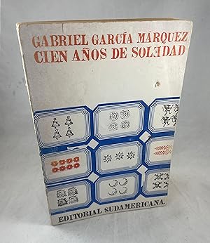 Immagine del venditore per Cien Anos de Soledad(One Hundred Years of Solitude) venduto da Lost Paddle Books, IOBA