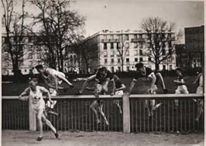 Photograph of French cross-country runners