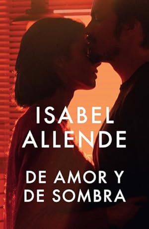 Seller image for De amor y de sombra/ Of Love and Shadows -Language: spanish for sale by GreatBookPrices