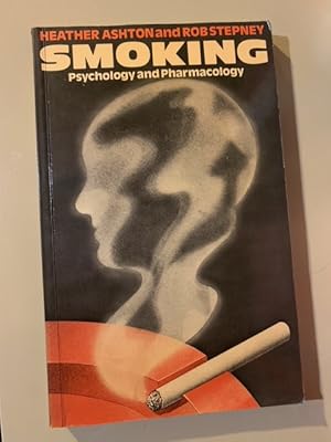 Imagen del vendedor de Smoking: Psychology and Pharmacology a la venta por Singing Pebble Books
