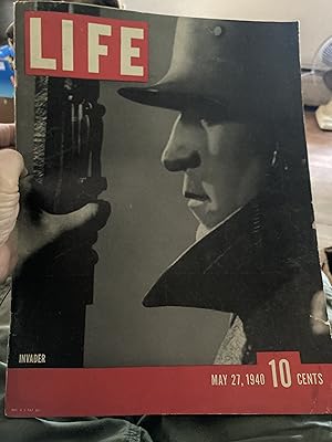 Shop Life Magazine 1940's Collections: Art & Collectibles Shop Life Magazine 1940's Collections: Art & Collectibles
