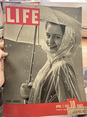 Shop Life Magazine 1940's Collections: Art & Collectibles Shop Life Magazine 1940's Collections: Art & Collectibles