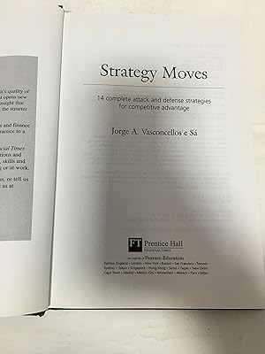 Imagen del vendedor de Strategy moves a la venta por NAVEBOOKS