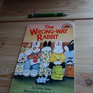 Imagen del vendedor de The Wrong-Way Rabbit (Hello Reader) a la venta por Off The Shelf