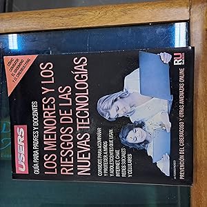 Seller image for Los menores y los riesgos de las nuevas tecnologias for sale by Libros nicos