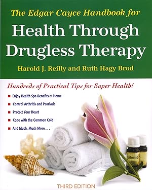 Bild des Verk�ufers f�r The Edgar Cayce Handbook for Health Through Drugless Therapy zum Verkauf von Dream Books Co.