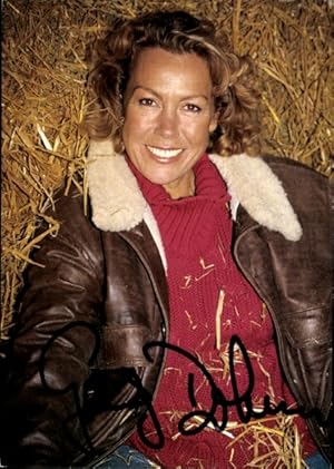 Bild des Verk�ufers f�r Ansichtskarte / Postkarte Schauspielerin Gaby Dohm, Heu, Portrait, Autogramm zum Verkauf von akpool.de - akpool GmbH