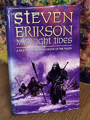 Imagen del vendedor de Midnight Tides: A Tale of the Malazan Book of the Fallen a la venta por Chamblin Bookmine
