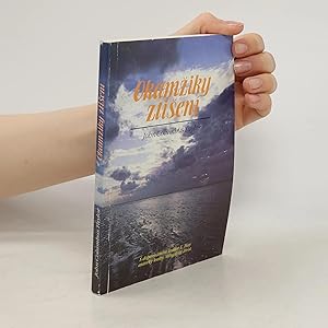 Imagen del vendedor de Okamziky ztiseni a la venta por Bookbot