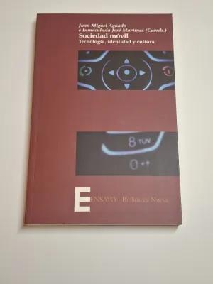 Imagen del vendedor de SOCIEDAD M�VIL. TECNOLOG�A, IDENTIDAD Y CULTURA a la venta por LIBRERIACB