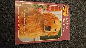 Immagine del venditore per Dog at the Door (Animal Ark #25) venduto da Zoom Books Company