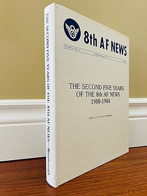 Bild des Verk�ufers f�r 8th Airforce News zum Verkauf von John Hopkinson - Bookseller