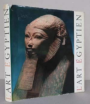 Immagine del venditore per L'Art �gyptien. Texte et catalogue de Milada Vil�mkov�, pr�face par Mohammed H. Abd-Ur-Rahman venduto da Antikvariat Valentinska