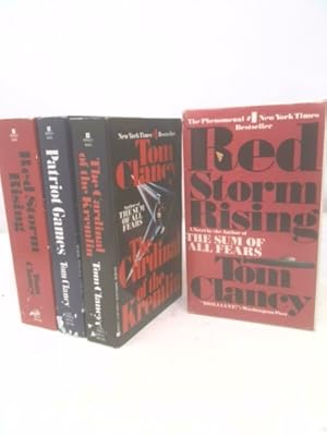 Imagen del vendedor de Tom Clancy - 3 Book Boxed Set - The Hunt for Red October - Red Storm Rising - The Cardinal of the Kremlin a la venta por ThriftBooksVintage
