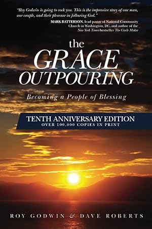 Imagen del vendedor de The Grace Outpouring: Becoming a People of Blessing a la venta por Zoom Books East