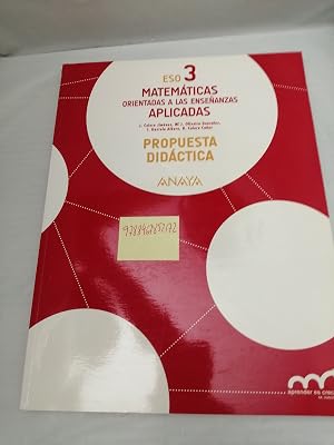 Immagine del venditore per ESO 3. Matem�ticas orientadas a las ense�anzas aplicadas, 3 ESO: Propuesta did�ctica (Aprender es crecer en conexi�n, Incluye CD-ROM. 9788467852172, COMO NUEVO) venduto da Libros Angulo