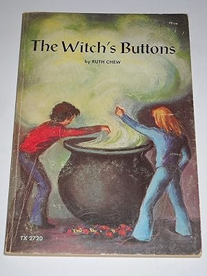 Immagine del venditore per The Witch's Buttons venduto da -OnTimeBooks-