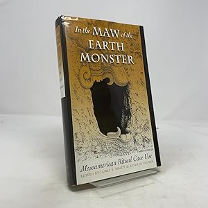 Bild des Verk�ufers f�r In the Maw of the Earth Monster: Mesoamerican Ritual Cave Use zum Verkauf von Southampton Books
