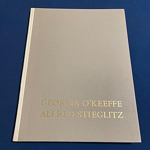 Von der Verkäuferin bzw. dem Verkäufer bereitgestelltes Bild für GEORGIA O'KEEFFE: A PORTRAIT by Alfred Stieglitz zum Verkauf durch GLOBAL BOOKS AND SUPPLIES LLC