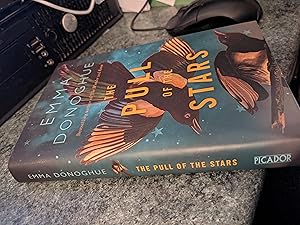 Von der Verkäuferin bzw. dem Verkäufer bereitgestelltes Bild für The Pull of the Stars zum Verkauf durch SGOIS