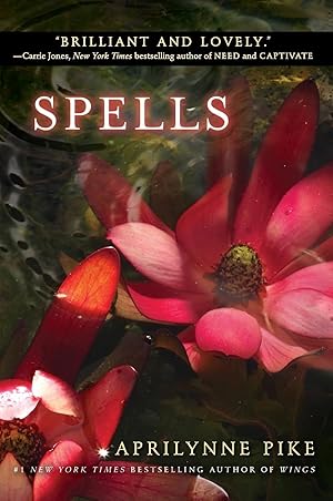 Immagine del venditore per Spells (Wings, 2) venduto da Zoom Books East