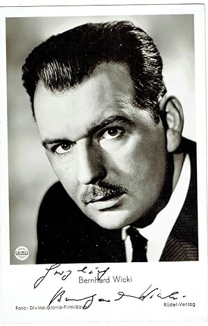 Bild des Verk�ufers f�r Portraitpostkarte mit eigenh. Unterschrift. zum Verkauf von Kotte Autographs GmbH