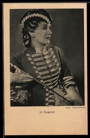 Bild des Verk�ufers f�r Ansichtskarte Schauspielerin Lil Dagover im Kost�m einer Filmrolle zum Verkauf von Bartko-Reher
