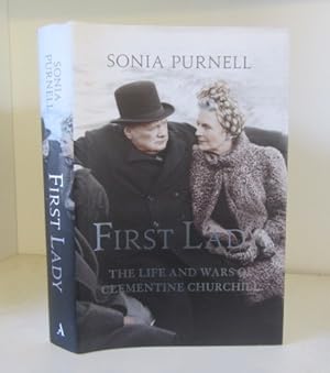 Imagen del vendedor de First Lady: The Life and Wars of Clementine Churchill que vende BRIMSTONES