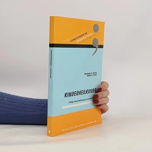 Immagine del venditore per Kinderheilkunde: Pflege und Ern�hrung des kranken Kindes venduto da Bookbot