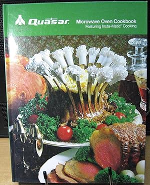 Imagen del vendedor de Quasar Microwave Oven Cookbook a la venta por Phyllis35