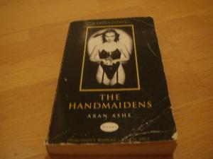 Bild des Verkufers fr The Handmaidens (1999 Nexus Classic, original cover) zum Verkauf von 84 Charing Cross Road Books, IOBA