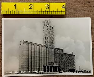 Image du vendeur pour Robin Hood Flour Mills Saskatoon Sask 8826/1 [ UNUSED POSTCARD DIVIDED BACK ] mis en vente par Deightons