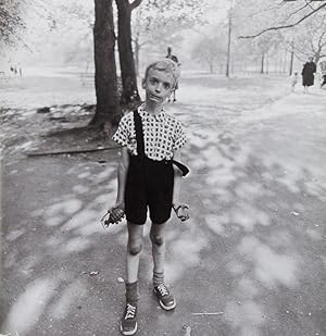 Seller image for Diane Arbus: An Aperture Monograph [RARE VARIANT] for sale by ERIC CHAIM KLINE, BOOKSELLER (ABAA ILAB)